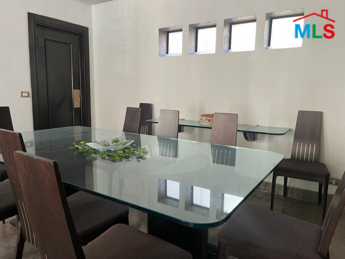 Fully Furnished Apartment For Sale in Hamra, Ras Beirut
