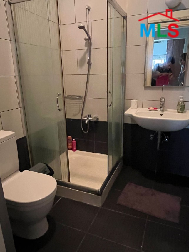 Fully Furnished Apartment For Sale in Hamra, Ras Beirut