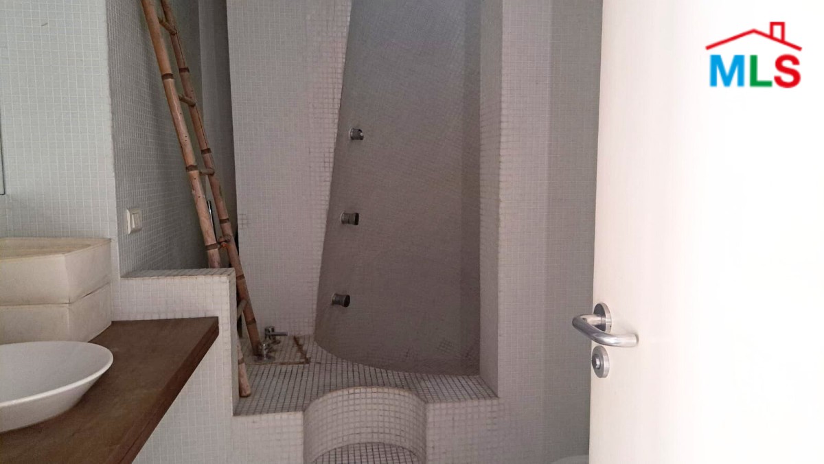 Spacious & Unique Apartment with Terrace For Sale in Mar Elias, Ras Beirut