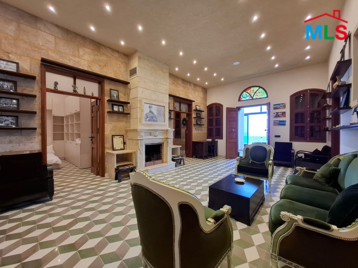 Exclusive! Fully-Furnished Beach House Pieds Dans l’eau For Sale in Halat, Jbeil