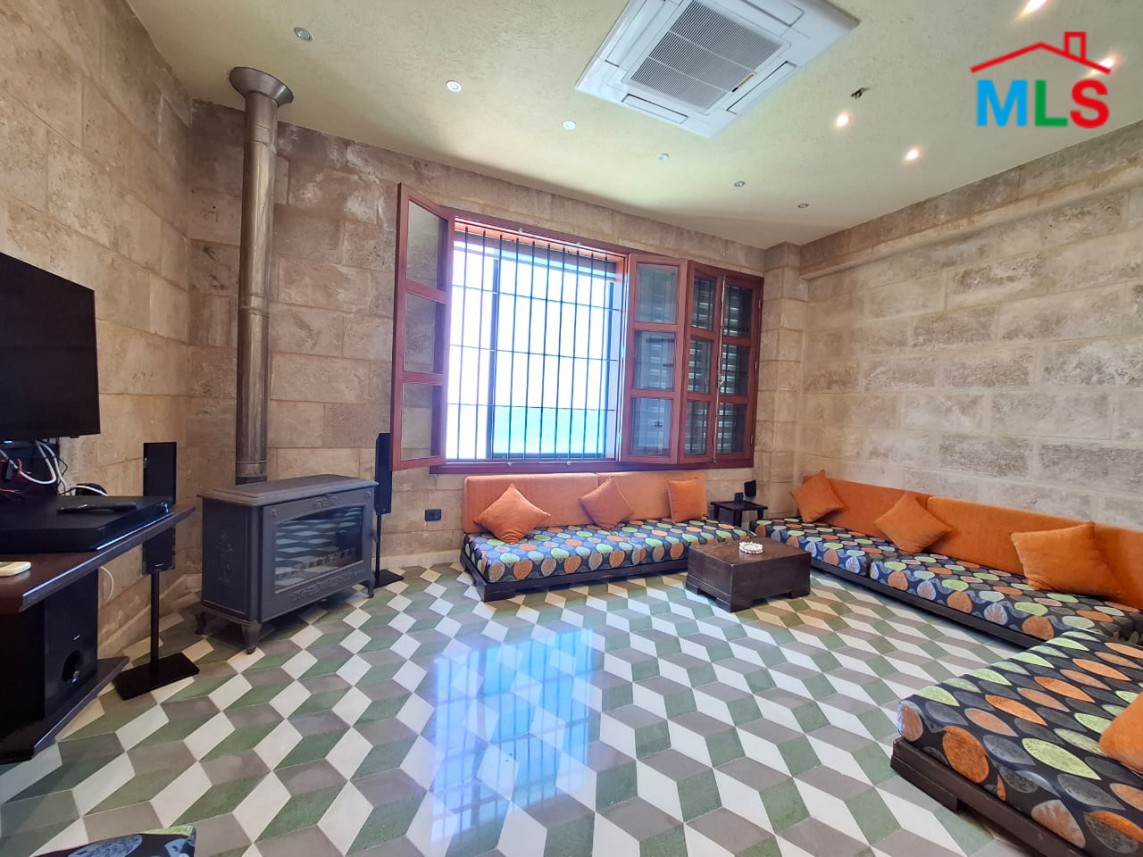 Exclusive! Fully-Furnished Beach House Pieds Dans l’eau For Sale in Halat, Jbeil