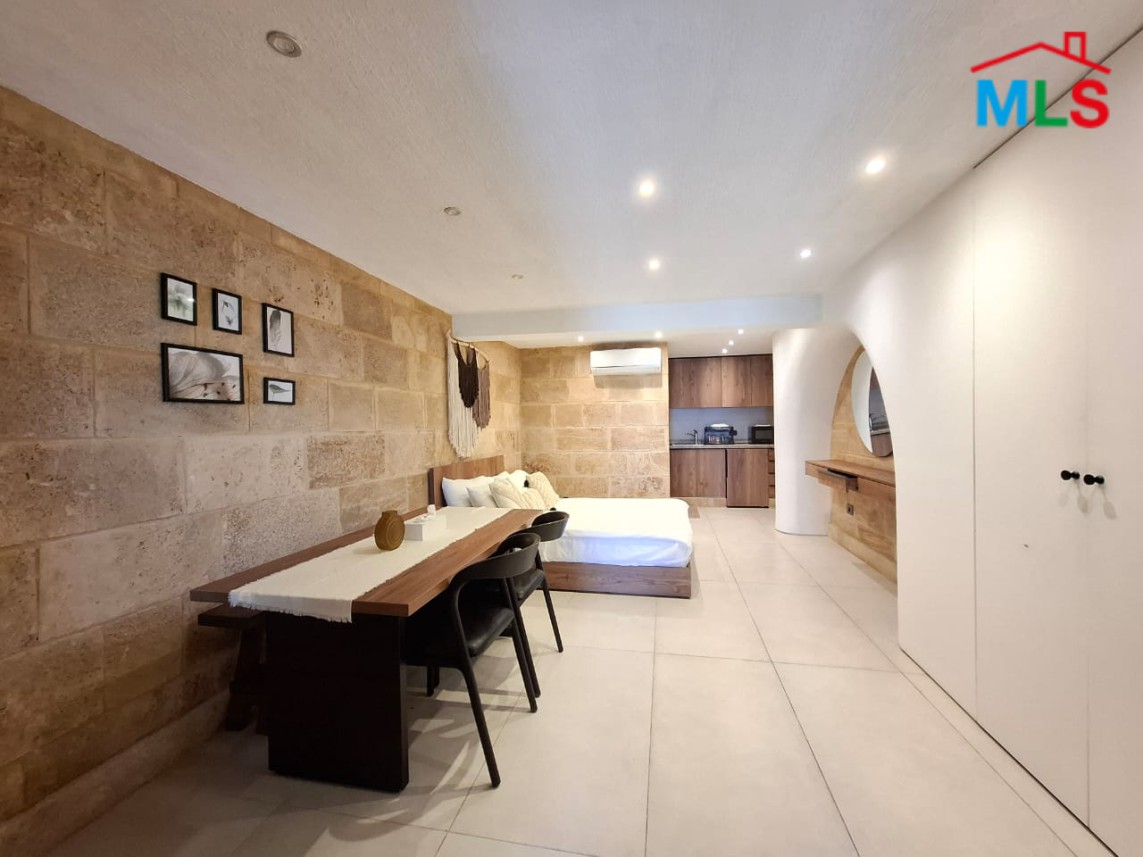 Exclusive! Fully-Furnished Beach House Pieds Dans l’eau For Sale in Halat, Jbeil