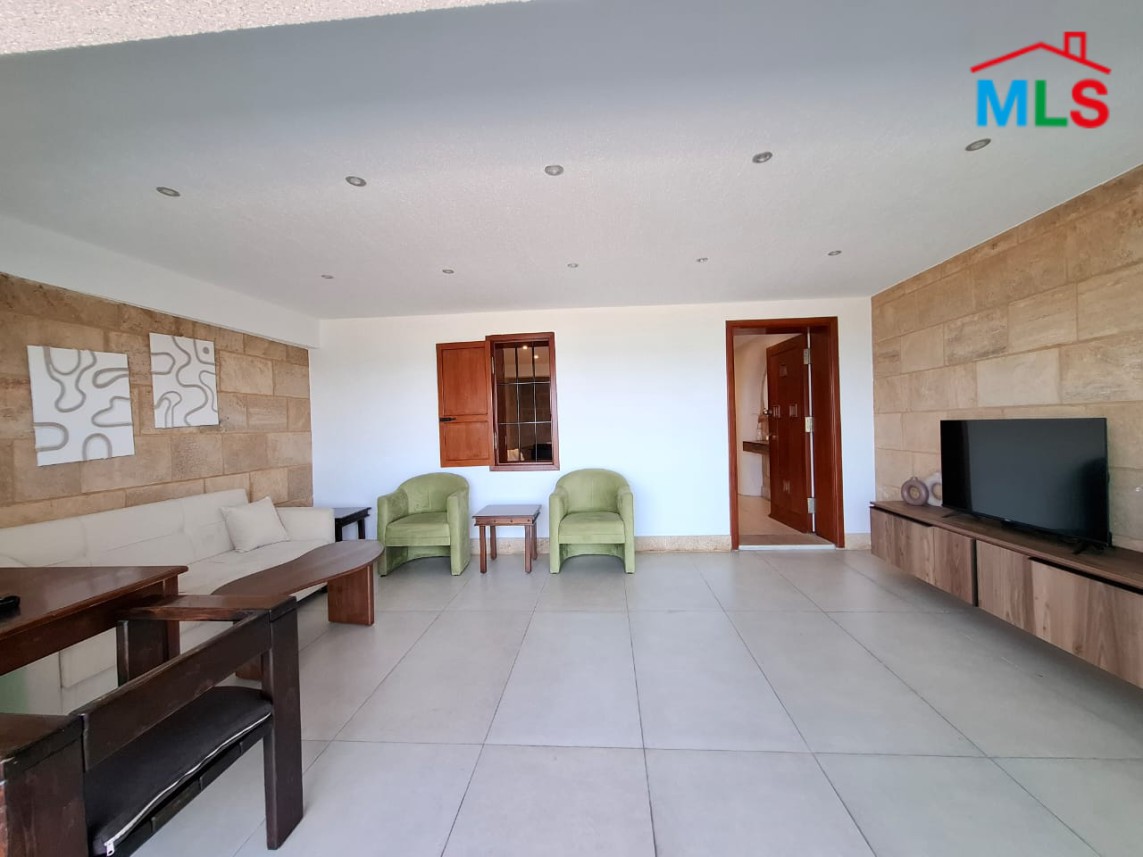 Exclusive! Fully-Furnished Beach House Pieds Dans l’eau For Sale in Halat, Jbeil