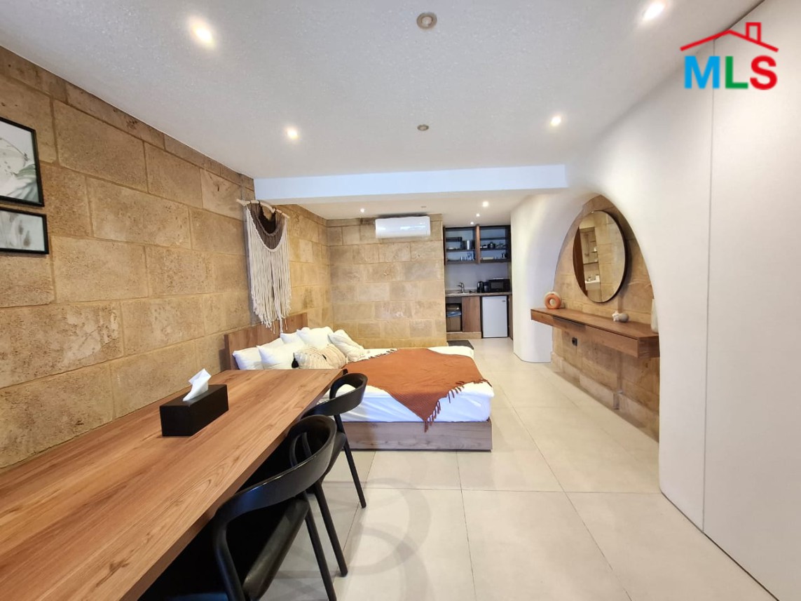 Exclusive! Fully-Furnished Beach House Pieds Dans l’eau For Sale in Halat, Jbeil