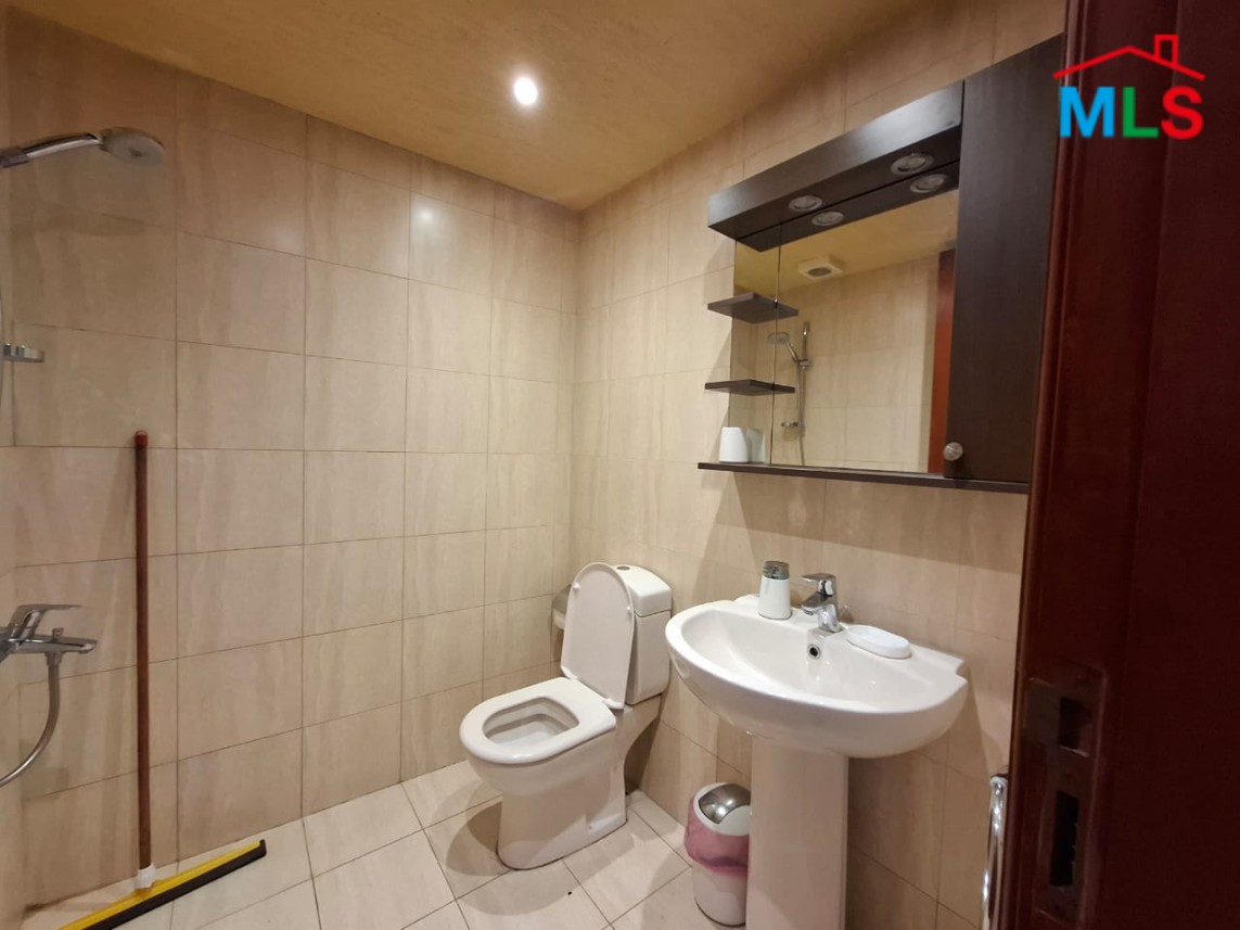 Exclusive! Fully-Furnished Beach House Pieds Dans l’eau For Sale in Halat, Jbeil