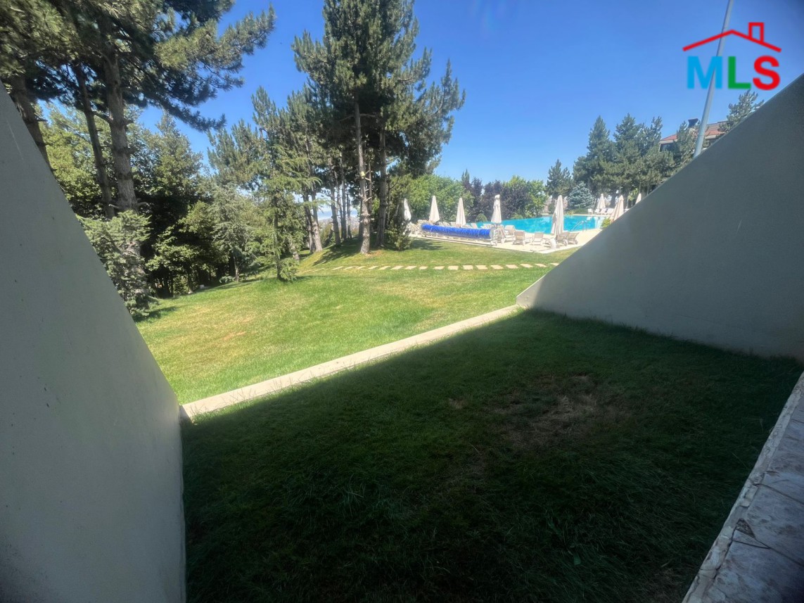 Furnished Chalet With Garden For Sale in Tilal Faqra