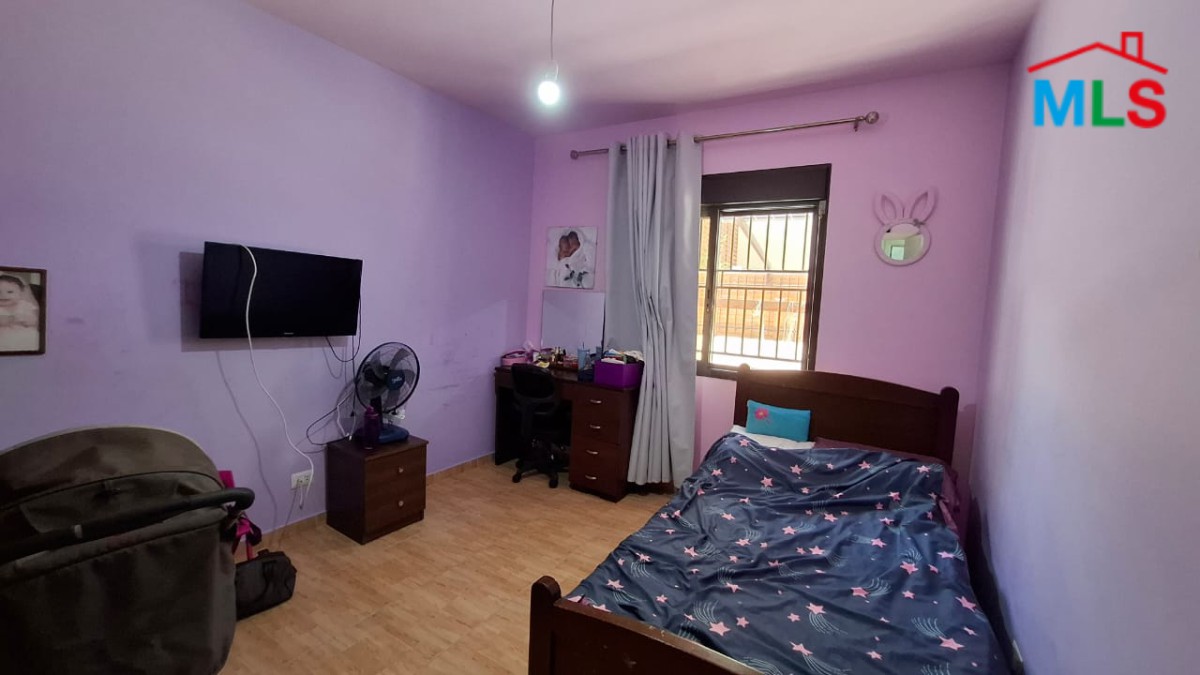 Apartment For Sale in Halat With Terrace And Seaview
