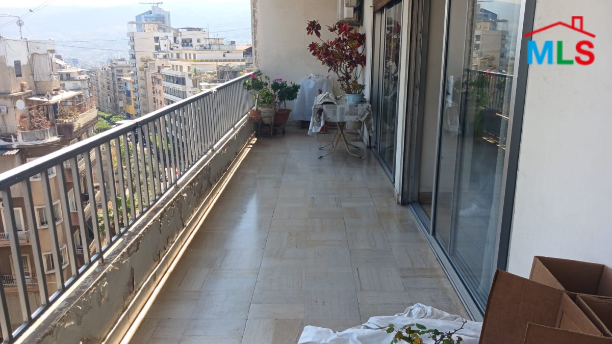Apartment With Nice View For Sale in Achrafieh