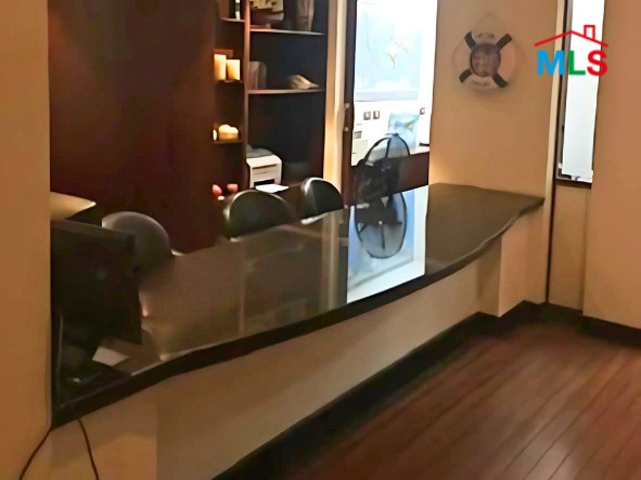 150 SQM Office For Sale in Prime Location in Down Town