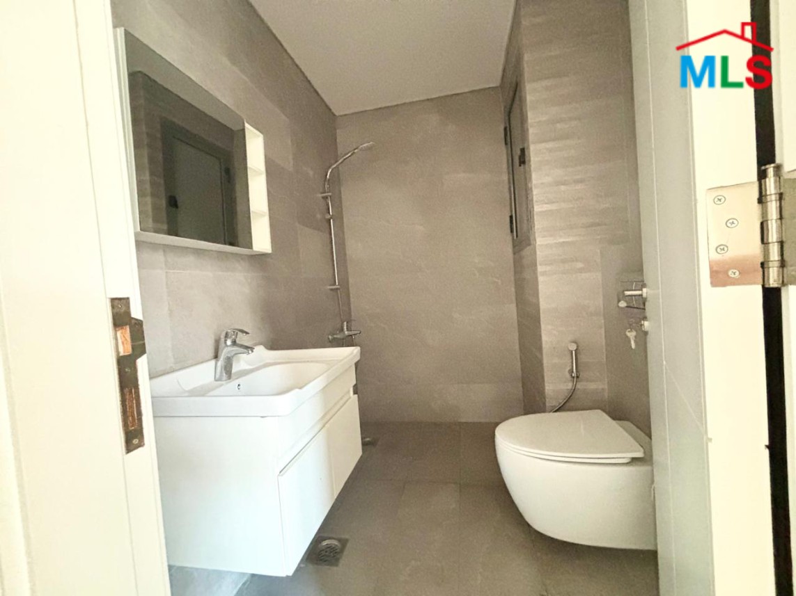 Brand New & Luxurious Apartment For Sale in Badaro