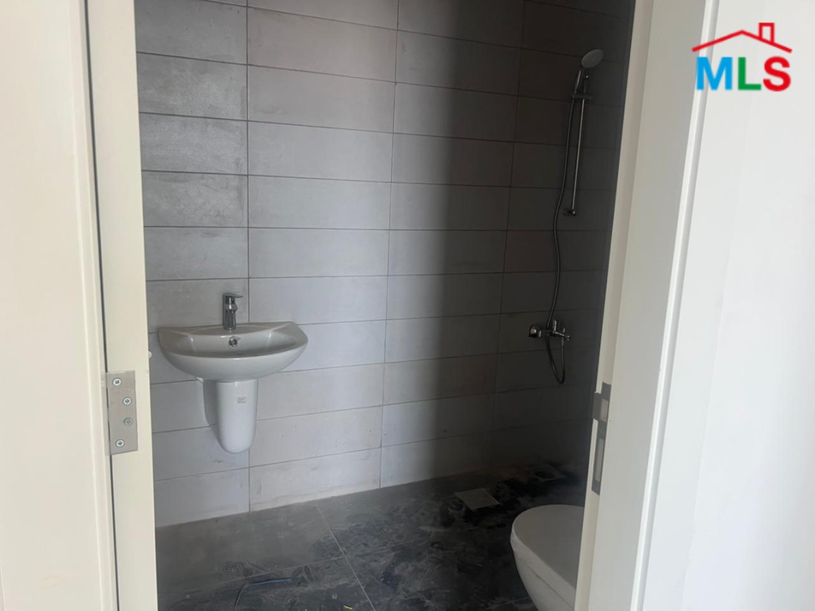 Brand New Apartment For Sale in Ain Al Remmane