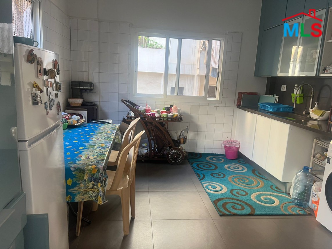 2-Bedroom Apartment For Sale in Furn El Chebbak