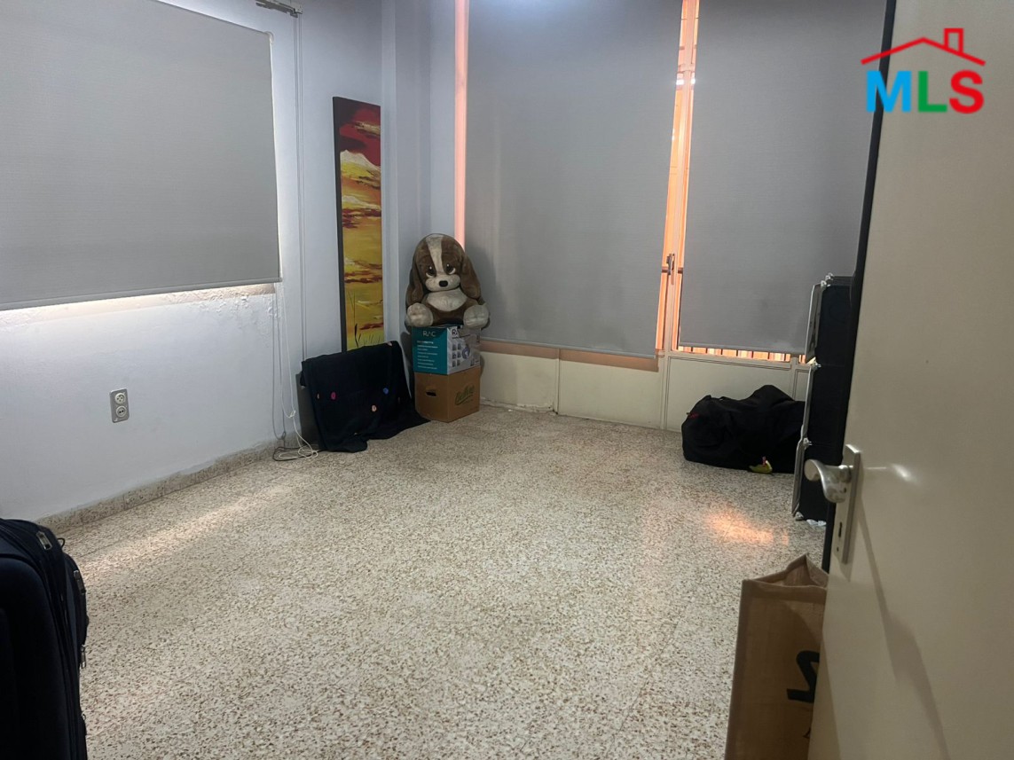 2-Bedroom Apartment For Sale in Furn El Chebbak