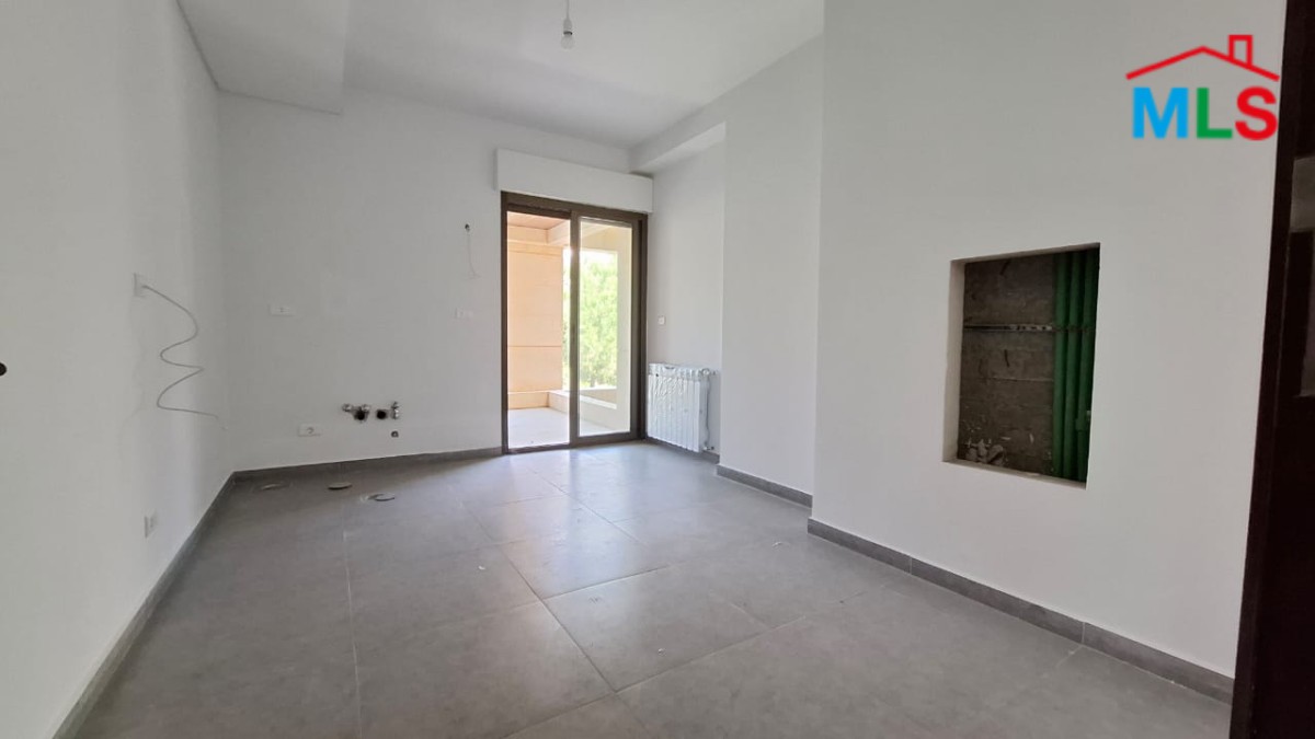 Brand New Spacious Apartment For Sale in A New Building in Shayle
