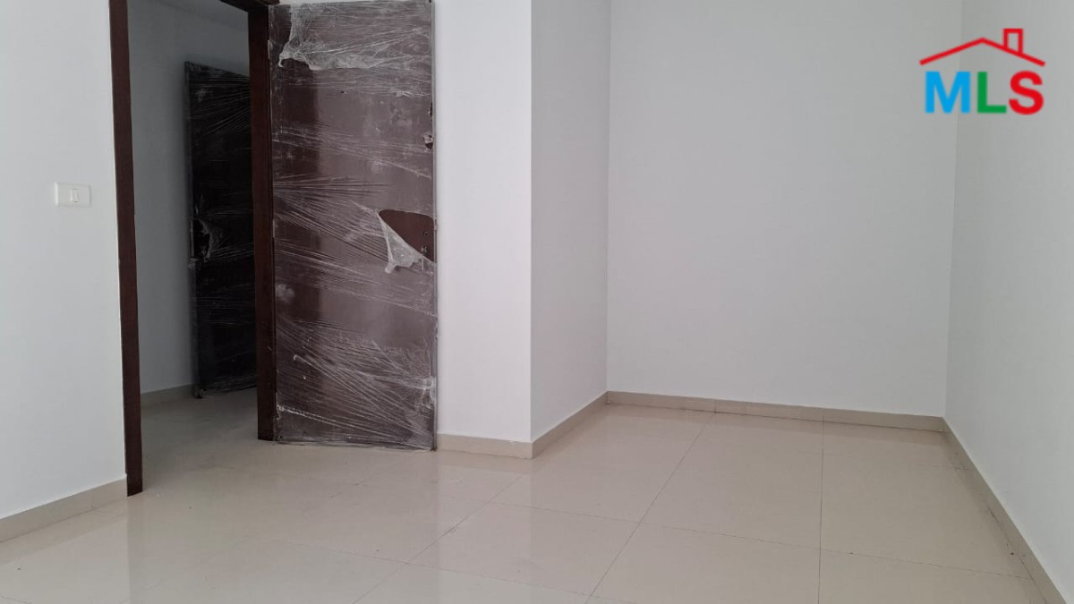 Brand New Spacious Apartment For Sale in A New Building in Shayle