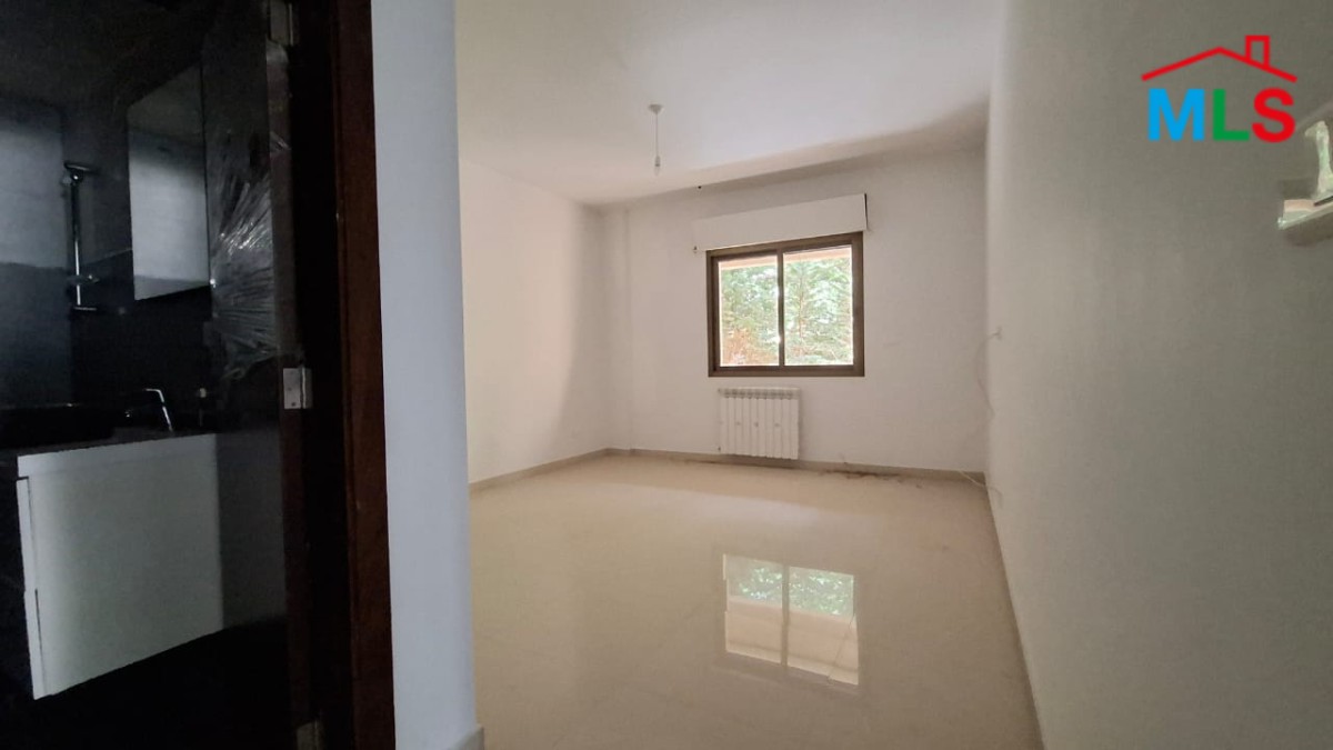 Brand New Spacious Apartment For Sale in A New Building in Shayle