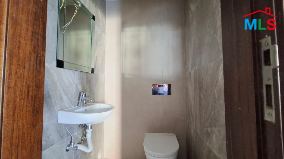Brand New Spacious Apartment For Sale in A New Building in Shayle