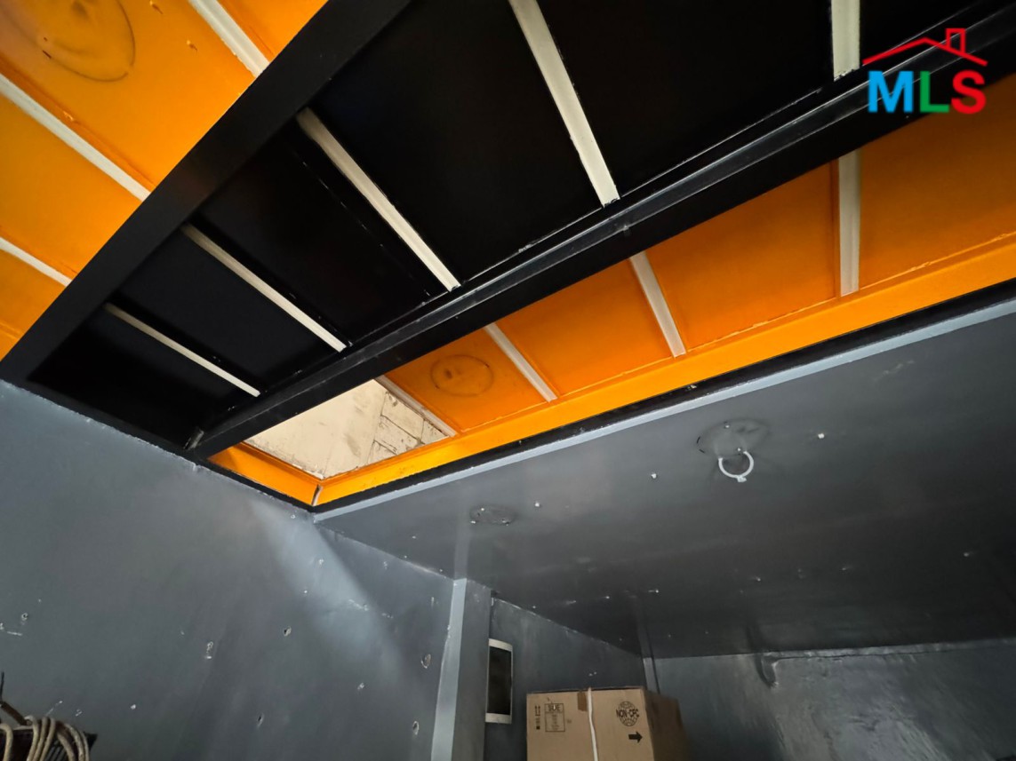 Industrial Grade 1 Shop With Mezanine For Sale in Sed El Bouchrieh