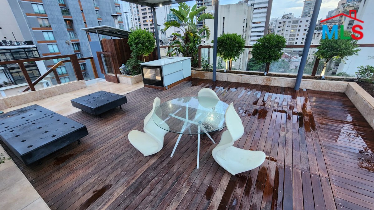 Exclusive! Luxurious Penthouse with Patio For Sale In Achrafieh, Carré D'or