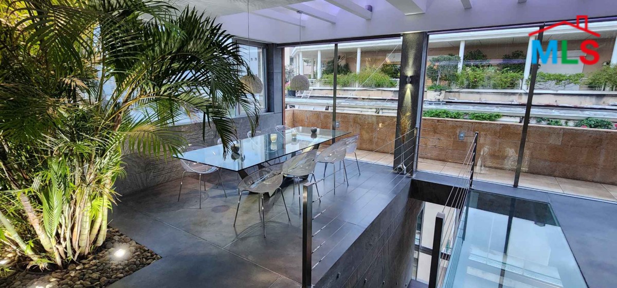 Exclusive! Luxurious Penthouse with Patio For Sale In Achrafieh, Carré D'or