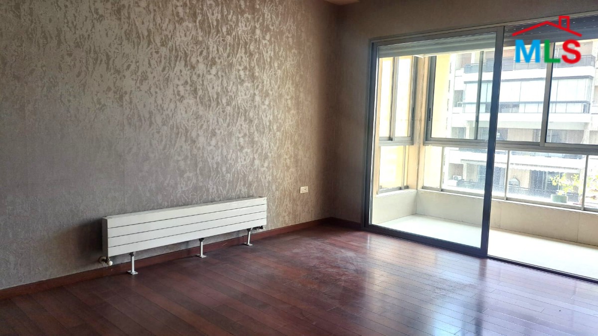 Spacious & Beautifully Designed Apartment For Sale in Tallet Al Khayat