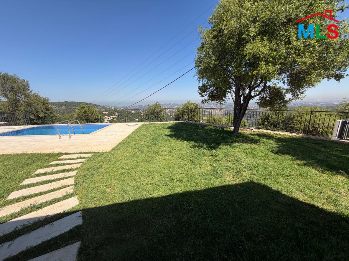 Stand-Alone House For Sale With Payment Facilities in Chabtine, Batroun