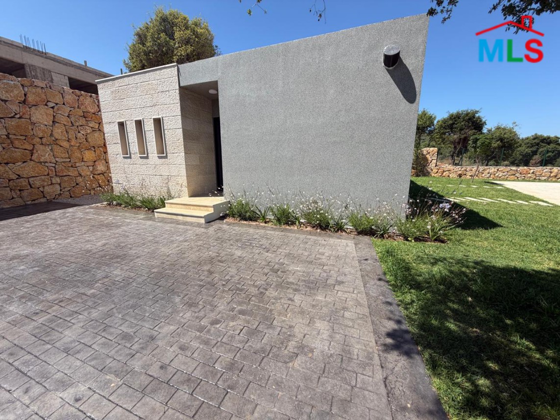 Stand-Alone House For Sale With Payment Facilities in Chabtine, Batroun