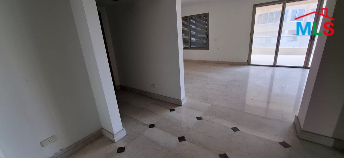 Spacious Apartment With Nice View For Sale in A Prime Location in Zalka