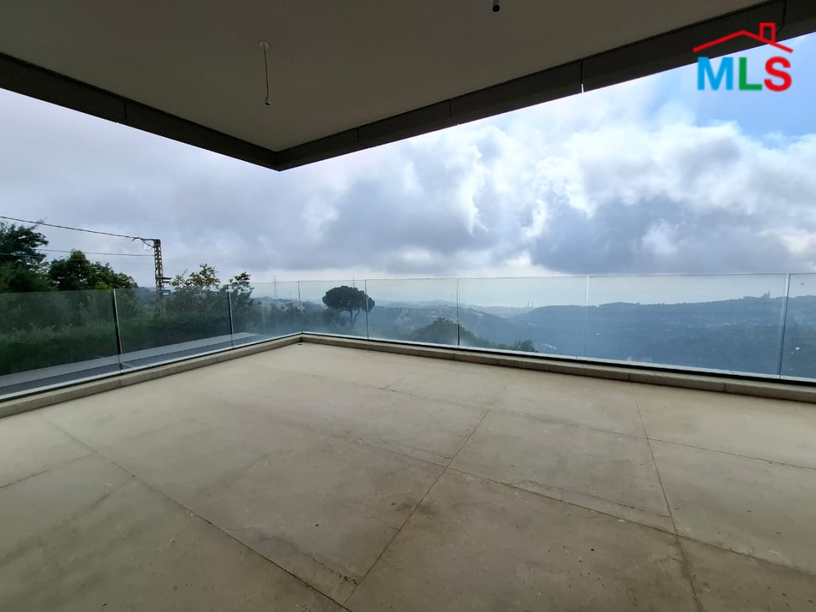 Brand New Apartment With Garden For Sale in Ajaltoun