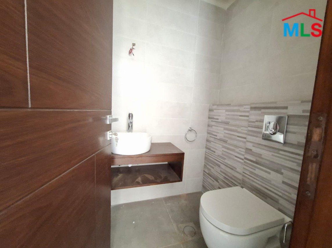 Brand New Apartment With Garden For Sale in Ajaltoun