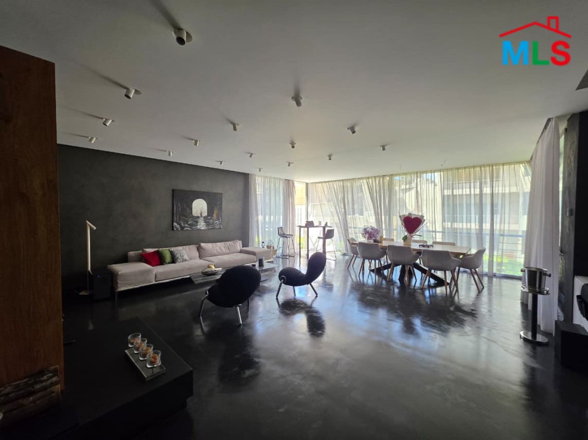 Furnished 3-Bedroom Apartment For Sale in Achrafieh, Sassine