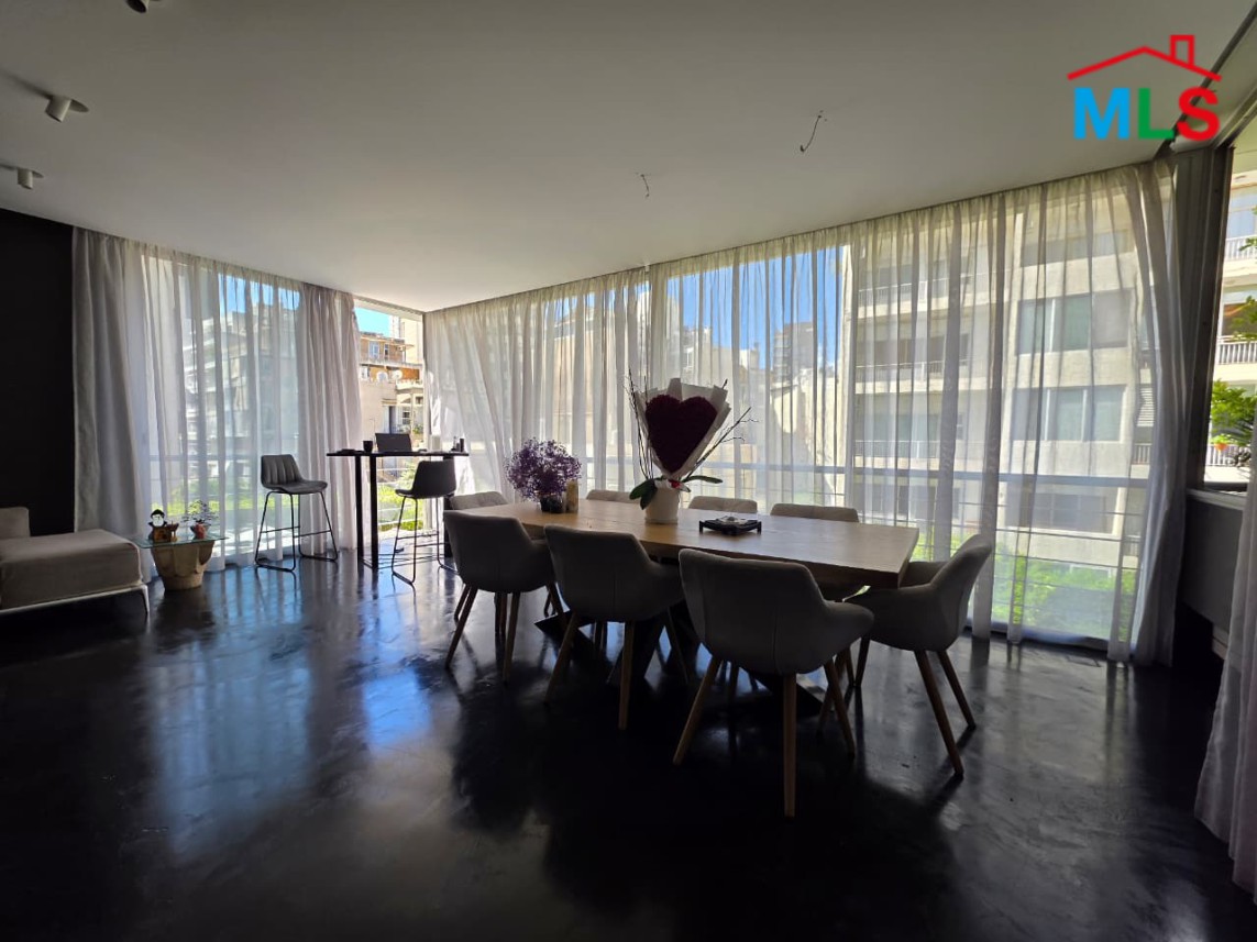 Furnished 3-Bedroom Apartment For Sale in Achrafieh, Sassine