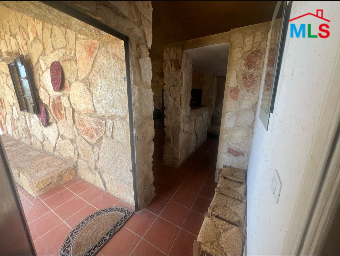Old Lebanese-Style House With A Spacious Land For Sale in Dhour, Zahle