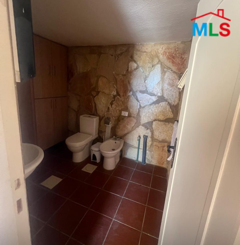 Old Lebanese-Style House With A Spacious Land For Sale in Dhour, Zahle