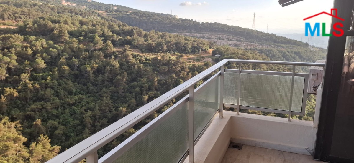 Hot Deal ! Apartment With Terrace For Sale in Qannabet Broumana