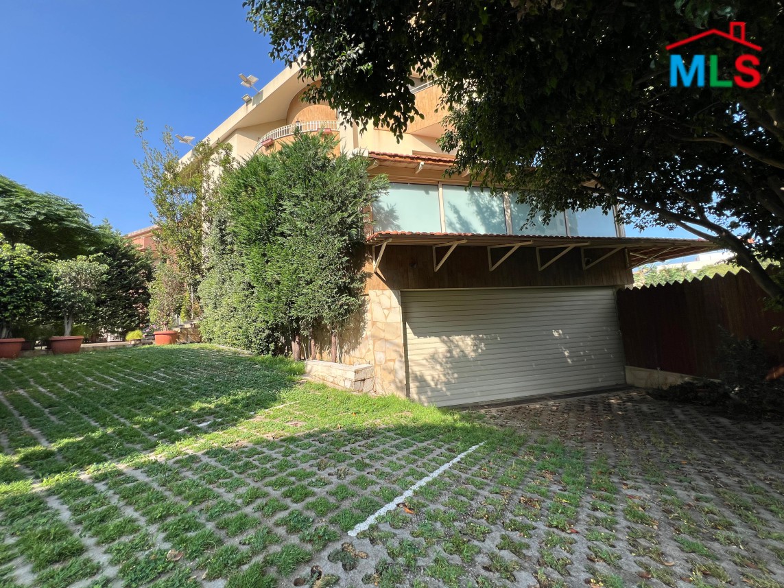 Charming Villa For Sale In The Heart Of Aamchit
