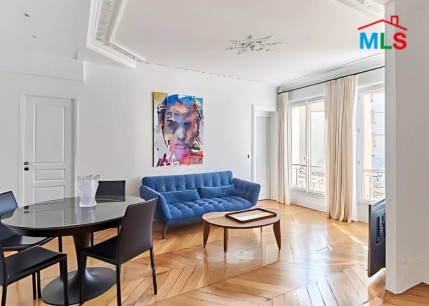 RENOVATED APARTMENT FOR SALE l PASSY I PARIS 16ème l FRANCE- 66m2