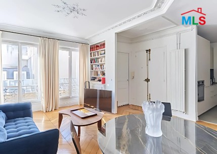 RENOVATED APARTMENT FOR SALE l PASSY I PARIS 16ème l FRANCE- 66m2