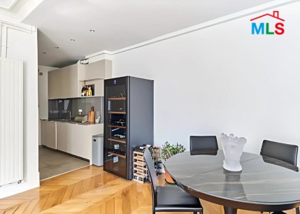 RENOVATED APARTMENT FOR SALE l PASSY I PARIS 16ème l FRANCE- 66m2