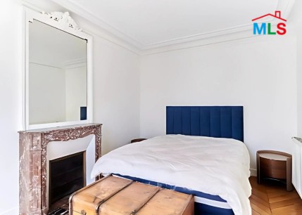 RENOVATED APARTMENT FOR SALE l PASSY I PARIS 16ème l FRANCE- 66m2
