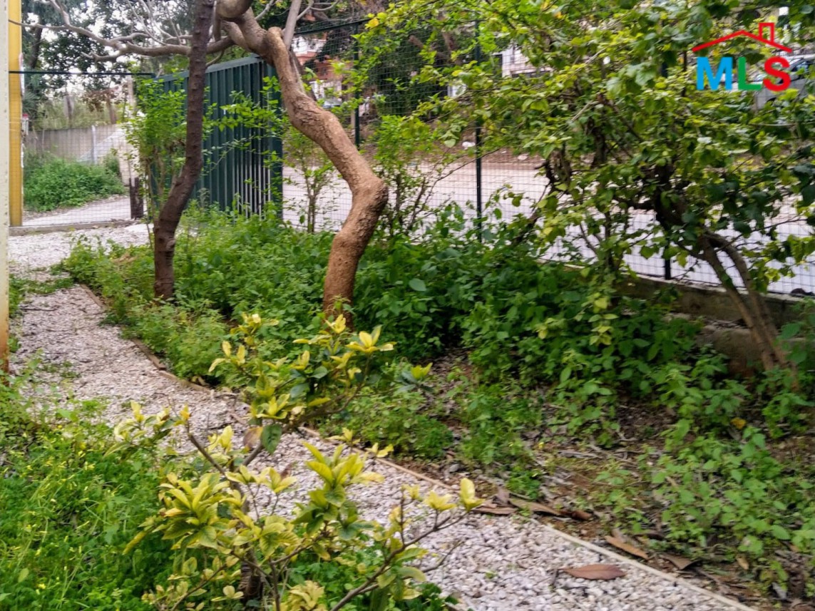 456 SQM Land with Building For Sale in Mar Mikhael, Rmeil