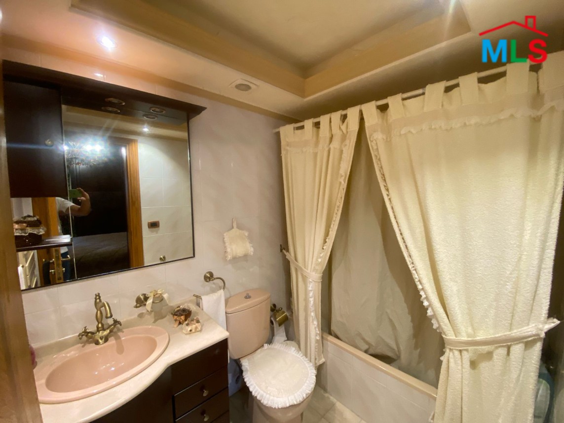 Furnished Apartment For Sale in Qornet El Hamra