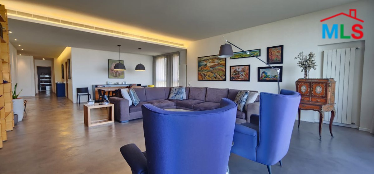 Luxurious Apartment For Sale in Rihanieh, Baabda