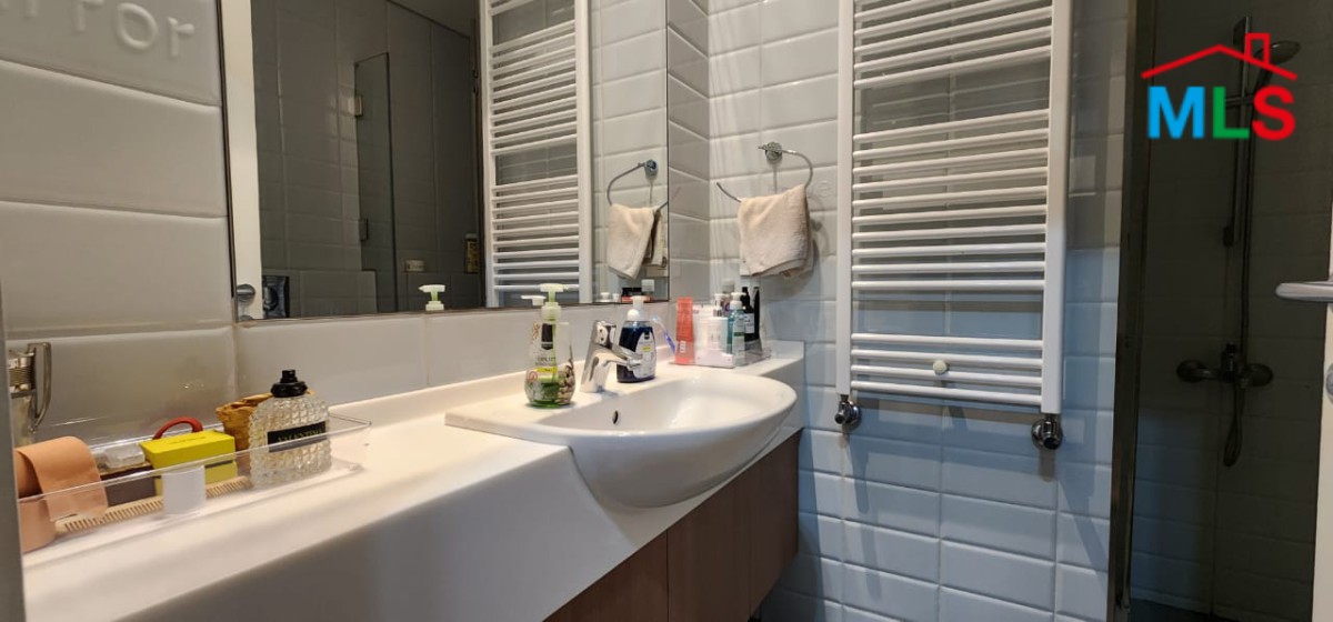 Luxurious Apartment For Sale in Rihanieh, Baabda