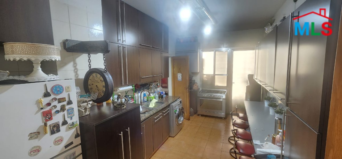 Spacious Apartment For Sale in Mar Takla Square