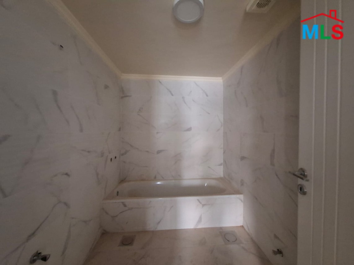 Apartment With Mountain View For Sale In New Shayle