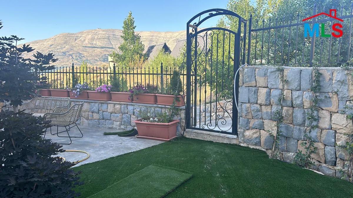 Chalet With Terrace For Sale in A Prime Location in Zaarour