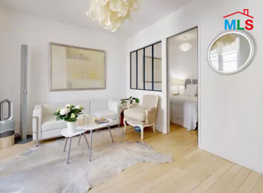 EXCEPTIONAL APARTMENT FOR SALE l RICHELIEU l PARIS 1er l FRANCE- 42m2