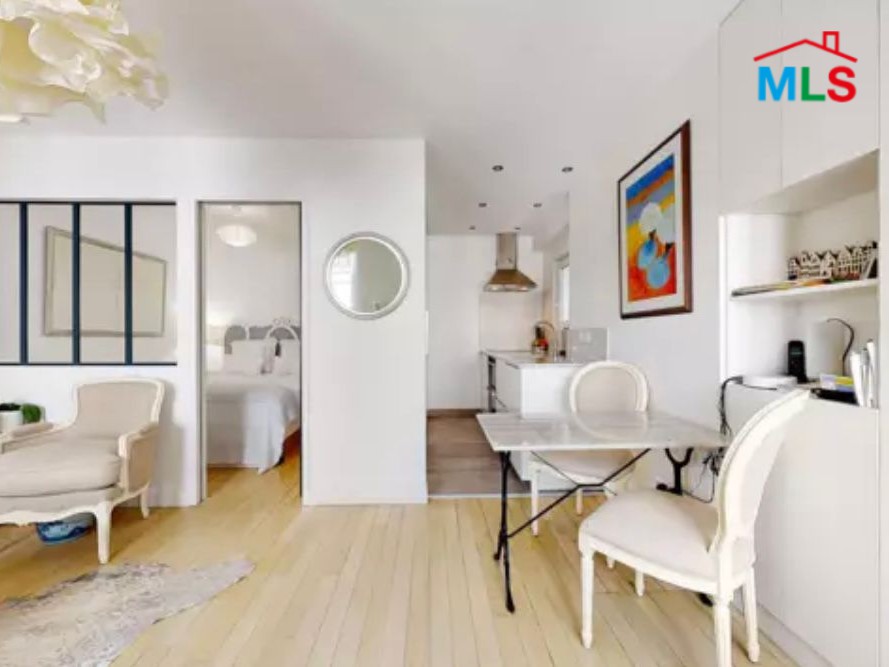 EXCEPTIONAL APARTMENT FOR SALE l RICHELIEU l PARIS 1er l FRANCE- 42m2