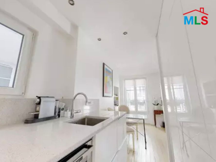 EXCEPTIONAL APARTMENT FOR SALE l RICHELIEU l PARIS 1er l FRANCE- 42m2